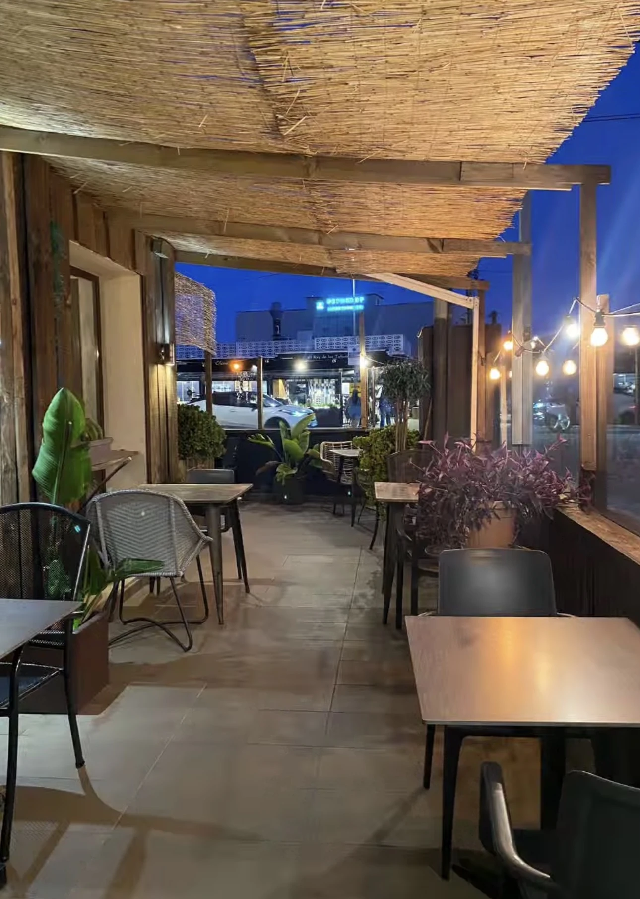 Terraza de noche